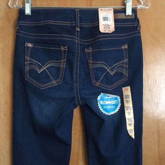Wallflower Ultra Fit Skinny Authentic Denim - Picture 4 of 8